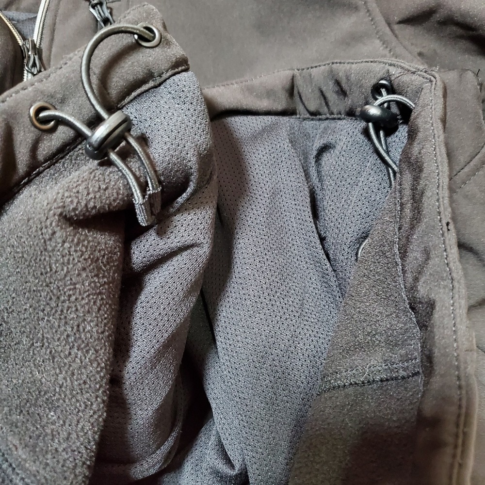 Guess Black Softshell Gorpcore Jacket Activewear … - image 5